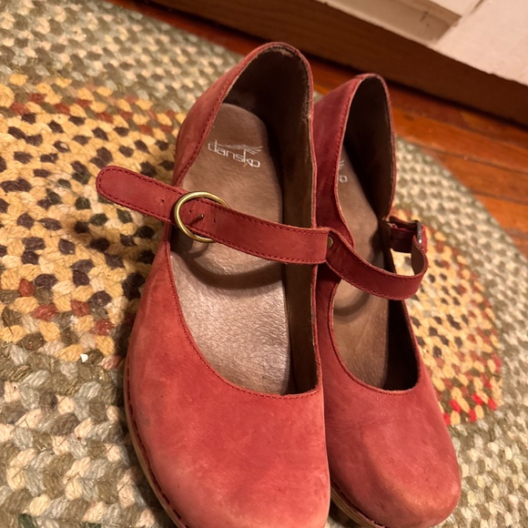 Dansko Women's Missy Mary Jane Red Vegan size 10.5 eu 41   Leather uppers. Roomy - Picture 3 of 9